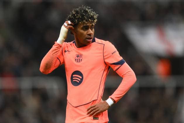 Lamine Yamal of Barcelona looks dejected Newcastle United v Barcelona, UEFA Champions League, Round of 16, First Leg, Football, St James Park, Newcastle, UK - 10 Mar 2026Newcastle St James Park United Kingdom EDITORIAL USE ONLY No use with unauthorised audio, video, data, fixture lists, club league logos or live services. Online in-match use limited to 120 images, no video emulation. No use in betting, games or single club league player publications. Copyright: xRichardxLee Shutterstockx 16740284bs