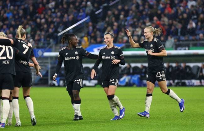 11.03.2026, xcex, GER, Hamburg, Volksparkstadion, Frauenfussball, DFB-Pokal der Frauen, Saison 2025 2026, Viertelfinale, HSV, FCB, Hamburger SV Frauen - FC Bayern Muenchen, Franziska Kett (FCB) trifft zum 2:0, Torschuss, Tor, Torjubel FC Bayern Muenchen, Goal celebration DFL regulations prohibit any use of photographs as image sequences and or quasi-video
