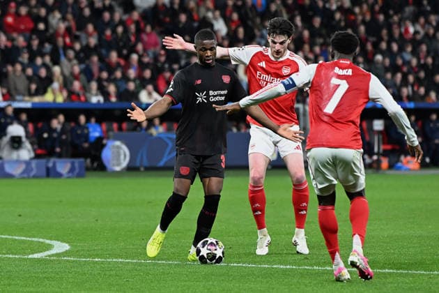 Christian Kofane (Bayer 04 Leverkusen) in Aktion, am Ball, Einzelaktion waehrend des Spiels der UEFA Champions League 2025 26, Achtelfinale, Hinspiel zwischen Bayer 04 Leverkusen und FC Arsenal, BayArena am 11. March 2026 in Leverkusen, Deutschland. (Foto von Ralf Treese DeFodi Images) +++ Christian Kofane (Bayer 04 Leverkusen) controls the ball during the UEFA Champions League 2025 26 Round of 16, First Leg, match between Bayer 04 Leverkusen and FC Arsenal at BayArena on February 24, 2026 in Leverkusen, Germany. (Photo by Ralf Treese DeFodi Images) -