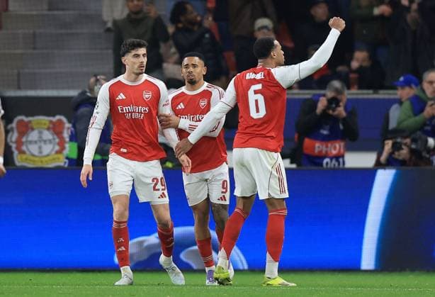 Kai Havertz of Arsenal (left) does celebrate after scoring their side s first goal of the game Bayer 04 Leverkusen v Arsenal, UEFA Champions League, Round of 16, First Leg, Football, BayArena, Leverkusen, Germany - 11 Mar 2026Leverkusen BayArena Germany EDITORIAL USE ONLY No use with unauthorised audio, video, data, fixture lists, club league logos or live services. Online in-match use limited to 120 images, no video emulation. No use in betting, games or single club league player publications. Copyright: xGeorgexTewkesbury Shutterstockx 16746712q