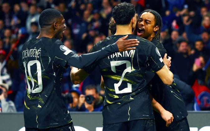 Bradley Barcola of Paris Saint-Germain celebrates scoring a goal after making the score 1-0. Paris Saint-Germain v Chelsea, UEFA Champions League, Round of 16, First Leg, Football, Parc des Princes, Paris, France - 11 Mar 2026Paris Parc des Princes France EDITORIAL USE ONLY No use with unauthorised audio, video, data, fixture lists, club league logos or live services. Online in-match use limited to 120 images, no video emulation. No use in betting, games or single club league player publications. Copyright: xJamesxMarsh Shutterstockx 16746728ar