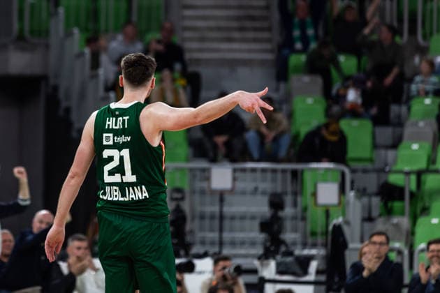 GER, BKT EuroCup, Saison 2025 2026, Achteffinale, Cedevita Olimpija Ljubljana- Niners Chemnitz 11.03.2026, Arena Stozice, Ljubljana, GER, BKT EuroCup, Saison 2025 2026, Achteffinale, Cedevita Olimpija Ljubljana- Niners Chemnitz Matthew Hurt (Cedevita Olimpija Ljubljana 21) jubelt Foto Alexander Trienitz Ljubljana Arena Stozice Slowenien