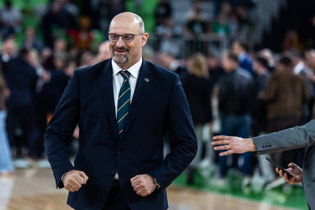 GER, BKT EuroCup, Saison 2025 2026, Achteffinale, Cedevita Olimpija Ljubljana- Niners Chemnitz 11.03.2026, Arena Stozice, Ljubljana, GER, BKT EuroCup, Saison 2025 2026, Achteffinale, Cedevita Olimpija Ljubljana- Niners Chemnitz Zvezdan Mitrovic (Head Coach) Cedevita Olimpija Ljubljana jubelt Foto Alexander Trienitz Ljubljana Arena Stozice Slowenien