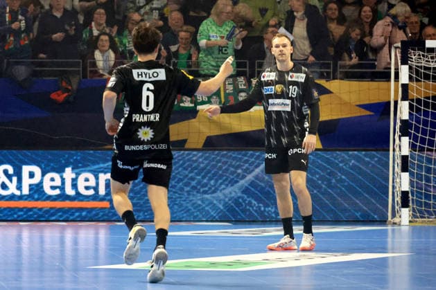 DEU, Machineseeker EHF Champions League, Fuechse Berlin vs. HBC Nantes, 12.03.2026, Max-Schmeling-Halle, Berlin, DEU, Machineseeker EHF Champions League, Fuechse Berlin vs. HBC Nantes, im Bild Prantner, Leo (Fuechse Berlin 6), Mathias Gidsel (Fuechse Berlin 19)