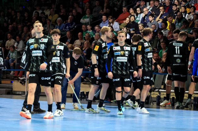 DEU, Machineseeker EHF Champions League, Fuechse Berlin vs. HBC Nantes, 12.03.2026, Max-Schmeling-Halle, Berlin, DEU, Machineseeker EHF Champions League, Fuechse Berlin vs. HBC Nantes, im Bild Fuechse-Spielerkreis, Mathias Gidsel (Fuechse Berlin 19)