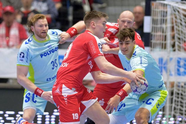 Reynir Thor Stefansson (MT Melsungen 19) (vorne), Tom Kiesler (VfL Gummersbach 30) (L), Arnar Freyr Arnarsson (MT Melsungen 21), Julian Koester (VfL Gummersbach 7) (R) , GER, MT Melsungen - VfL Gummersbach, Handball, 1. Bundesliga, 25. Spieltag, Saison 2025 2026, 13.03.2026, GER, MT Melsungen - VfL Gummersbach, Handball, 1. Bundesliga, 25. Spieltag, Saison 2025 2026, 13.03.2026 Kassel Copyright: xEibner-Pressefotox xRolandxSippex EP_RSL
