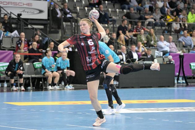 Nina Engel (HSG Bensheim Auerbach, 06) beim 7-Meter Thueringer HC vs. HSG Bensheim Auerbach, Handball, Frauen, DHB Pokal Haushahn Final 4, Halbfinale, Saison 2025 2026, 14.03.2026 Thueringer HC vs. HSG Bensheim Auerbach, Handball, Frauen, DHB Pokal Haushahn Final 4, Halbfinale, Saison 2025 2026, 14.03.2026 Stuttgart Copyright: xEibner-Pressefoto TobiasxBaurx EP_TBR