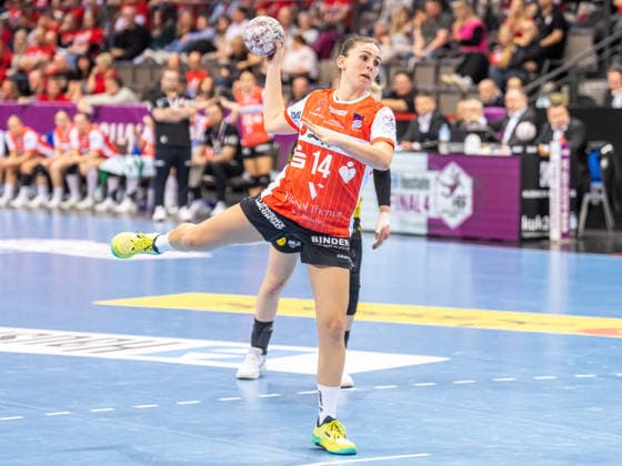 Ona Vegue (HSG Blomberg-Lippe, 14) beim Siebenmeter, Borussia Dortmund vs. HSG Blomberg-Lippe, Handball, DHB Pokal Haushahn Final 4, Spielzeit 2025 2026, 14.03.2026 Borussia Dortmund vs. HSG Blomberg-Lippe, Handball, DHB Pokal Haushahn Final 4, Spielzeit 2025 2026, 14.03.2026 Stuttgart Copyright: xMichaelxSchmidt Eibner-Pressefotx EP_MST