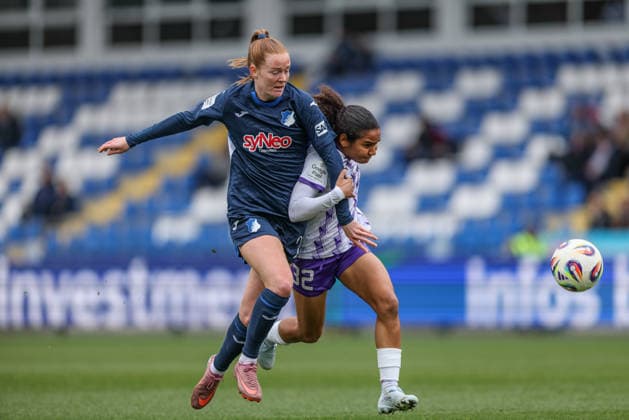 GER, Hoffenheim, TSG Hoffenheim vs SGS Essen, Google Pixel Frauen Bundesliga, Fussball, DFB, Spielzeit 2025 2026, Dietmar-Hopp-Stadion, 20. Spieltag im Bild v.l.: Nikà e van Dijk (TSG Hoffenheim Frauen 25), Ella Touon (SGS Essen Frauen 32), Zweikampf DFB DFL REGULATIONS PROHIBIT ANY USE OF PHOTOGRAPHS AS IMAGE SEQUENCES AND OR QUASI-VIDEO, 15.03.2026 Copyright: HMBxMedia HendrikxHamelau
