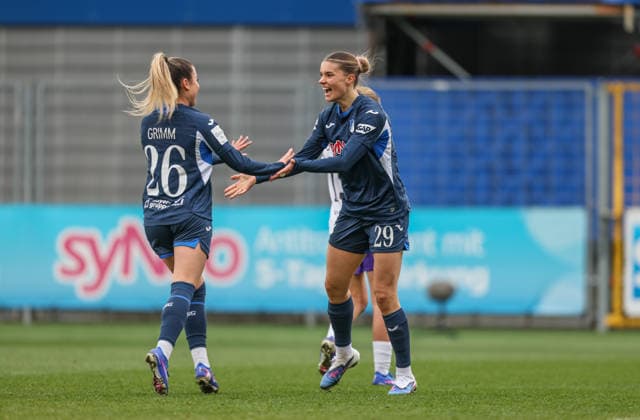 GER, Hoffenheim, TSG Hoffenheim vs SGS Essen, Google Pixel Frauen Bundesliga, Fussball, DFB, Spielzeit 2025 2026, Dietmar-Hopp-Stadion, 20. Spieltag im Bild: Janna Grimm (TSG Hoffenheim Frauen 26) erzielt das 3:0, im Tor, Jubel und Freude, Emotionen mit Selina Cerci (TSG Hoffenheim Frauen 29) DFB DFL REGULATIONS PROHIBIT ANY USE OF PHOTOGRAPHS AS IMAGE SEQUENCES AND OR QUASI-VIDEO, 15.03.2026 Copyright: HMBxMedia HendrikxHamelau