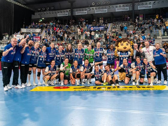 Der HSG Blomberg-Lippe freut sich nach Platz 3, Thueringer HC vs. HSG Blomberg-Lippe, Handball, DHB Pokal Haushahn Final 4, Spiel um Platz 3, Spielzeit 2025 2026, 15.03.2026 Thueringer HC vs. HSG Blomberg-Lippe, Handball, DHB Pokal Haushahn Final 4, Spiel um Platz 3, Spielzeit 2025 2026, 15.03.2026 Stuttgart Copyright: xMichaelxSchmidt Eibner-Pressefotx EP_MST