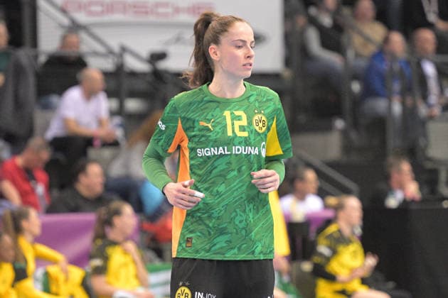 Sarah Wachter (BVB Borussia Dortmund Handball, 12) im Tor HSG Bensheim Auerbach vs. BVB Borussia Dortmund Handball, Handball, Frauen, DHB Pokal Haushahn Final 4, Finale, Saison 2025 2026, 15.03.2026 HSG Bensheim Auerbach vs. BVB Borussia Dortmund Handball, Handball, Frauen, DHB Pokal Haushahn Final 4, Finale, Saison 2025 2026, 15.03.2026 Stuttgart Copyright: xEibner-Pressefoto TobiasxBaurx EP_TBR