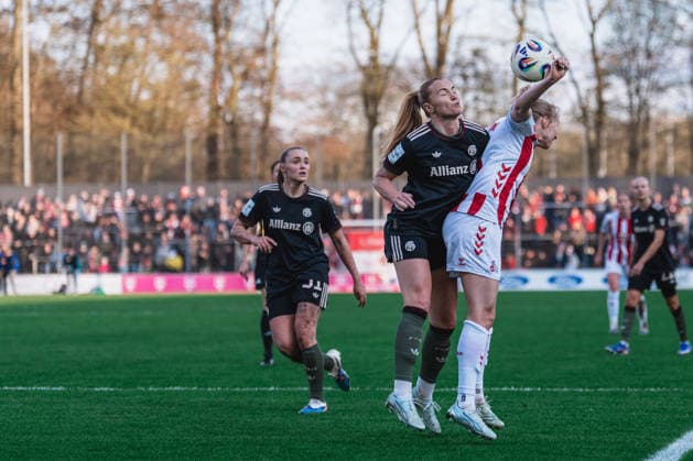 Glodis Perla Viggosdottir (FC Bayern Muenchen, 04) im Zweikampf mit Pauline Bremer (1.FC Koeln, 11) 1.FC Köln vs. FC Bayern München, Fussball, Google Pixel Frauen-Bundesliga, 20.Spieltag, Saison 2025 26, 15.03.2026, 1.FC Köln vs. FC Bayern München, Fussball, Google Pixel Frauen-Bundesliga, 20.Spieltag, Saison 2025 26, 13.03.2026 Köln Copyright: xEibner-Pressefoto LukasxBaldygax EP_LBA
