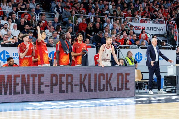 Team, Mannschaft, jubelt, Jubel, positive Emotionen, positive Emotion, BMA365 Bamberg Baskets vs. FC Bayern Muenchen Basketball, Basketball, easyCredit BBL, 24. Spieltag, 15.03.2026 BMA365 Bamberg Baskets vs. FC Bayern Muenchen Basketball, Basketball, easyCredit BBL, 24. Spieltag, 15.03.2026 Bamberg Copyright: xEibner-Pressefoto G.xSantemizx EP_EER