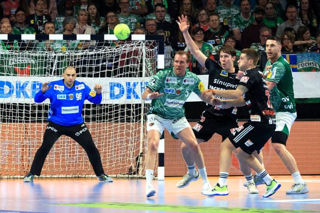 DEU, DHB, 1.HBL, Fuechse Berlin vs.Erlangen, 15.03.2026, Max-Schmeling-Halle, Berlin, DEU, DHB, 1.HBL, Fuechse Berlin vs.Erlangen, im Bild Dejan Milosavljev (Fuechse Berlin 96), Max Darj (Fuechse Berlin 5), Mijajlo Marsenic (Fuechse Berlin 93), Florian Scheerer (Erlangen 10), Viggo Kristjansson (Erlangen 71)