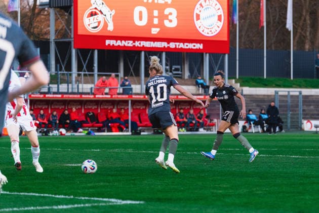 Arianna Caruso (FC Bayern Muenchen, 27) mit Torschuss im Strafraum 1.FC Köln vs. FC Bayern München, Fussball, Google Pixel Frauen-Bundesliga, 20.Spieltag, Saison 2025 26, 15.03.2026, 1.FC Köln vs. FC Bayern München, Fussball, Google Pixel Frauen-Bundesliga, 20.Spieltag, Saison 2025 26, 13.03.2026 Köln Copyright: xEibner-Pressefoto LukasxBaldygax EP_LBA
