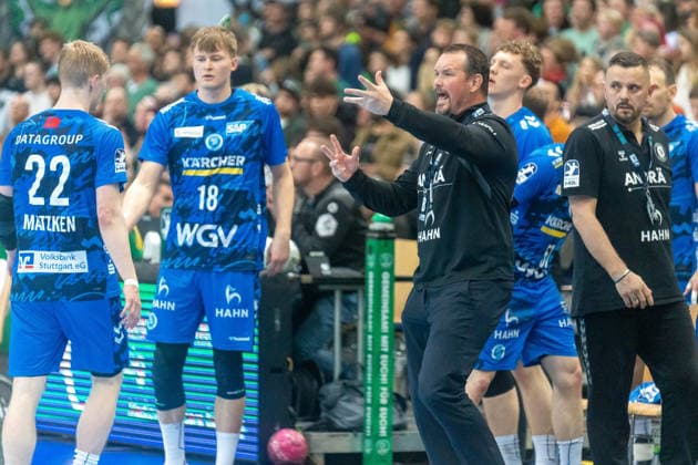 Misha Kaufmann (TVB Stuttgart, Chef-Trainer) treibt sein Team von der Seitenlinie aus an SC DHfK Leipzig vs. TVB Stuttgart, Handball, 1. Handball-Bundesliga, 25. Spieltag, Saison 2025 2026, 15.03.2026 SC DHfK Leipzig vs. TVB Stuttgart, Handball, 1. Handball-Bundesliga, 25. Spieltag, Saison 2025 2026, 15.03.2026 Leipzig Copyright: xEibner-Pressefoto PiaxSchindlerx EP_PSR