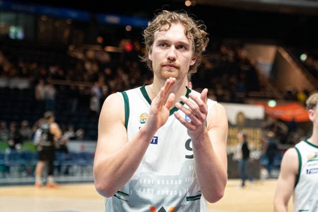 Marco Hollersbacher (Nr. 9 VET-CONCEPT Gladiators Trier) GER, Basketball Loewen Braunschweig gegen VET-CONCEPT Gladiators Trier, Basketball, easyCredit BBL, Woche 24, Spielzeit 2025 26, 15.03.2026 GER, Basketball Loewen Braunschweig gegen VET-CONCEPT Gladiators Trier, Basketball, easyCredit BBL, Woche 24, Spielzeit 2025 26, 15.03.2026 Braunschweig Copyright: xEibner-Pressefoto DanielxREINELTx EP_DRT