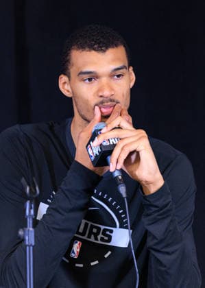 March 16, 2026, Inglewood, California, USA: Victor Wembanyama 1 of the San Antonio Spurs attends a press conference, PK, Pressekonferenz after winning a regular season NBA, Basketball Herren, USA game against the Los Angeles Clippers on Monday March 16, 2026 at Intuit Dome Arena in Inglewood, California. JAVIER ROJAS PI Inglewood USA - ZUMAp124 20260316_zaa_p124_103 Copyright: xJavierxRojasx