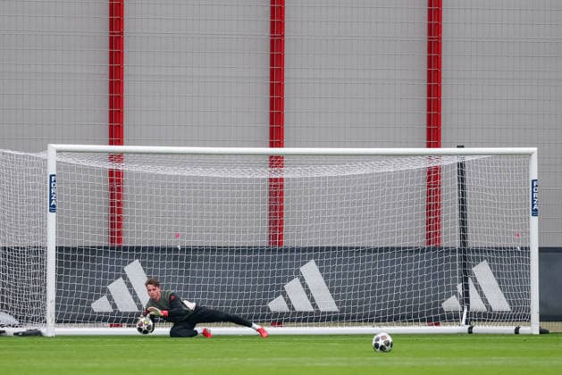 Jonas Urbig (FC Bayern Muenchen, 40), GER, Abschlusstraining, FC Bayern Muenchen, Fussball, UEFA Champions League, Achtelfinale, Rueckspiel, Saison 2025 2026, 17.03.2026, GER, Abschlusstraining, FC Bayern Muenchen, Fussball, UEFA Champions League, Achtelfinale, Rueckspiel, Saison 2025 2026, 17.03.2026 Muenchen Copyright: xEibner-Pressefoto JennixMaulx EP_JML