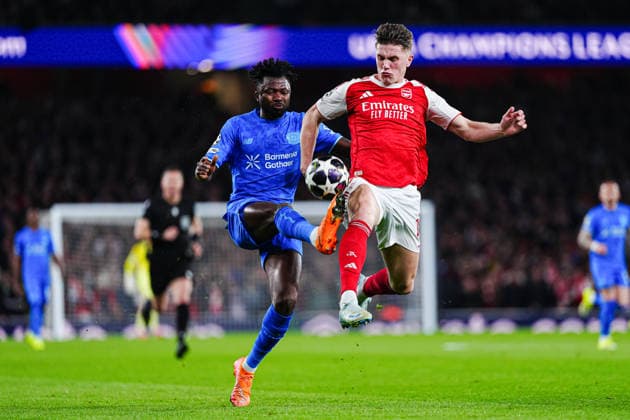 Edmond Tapsoba (Bayer 04 Leverkusen, 12), Viktor Gyökeres (FC Arsenal, 14) ENG, FC Arsenal vs. Bayer 04 Leverkusen, Fussball, UEFA Champions League, Achtelfinale, Spielzeit 2025 2026, 17.03.2026 ENG, FC Arsenal vs. Bayer 04 Leverkusen, Fussball, UEFA Champions League, Achtelfinale, Spielzeit 2025 2026, 17.03.2026 London Copyright: xEibner-Pressefoto MarcelxvonxFehrnx EP_MFN