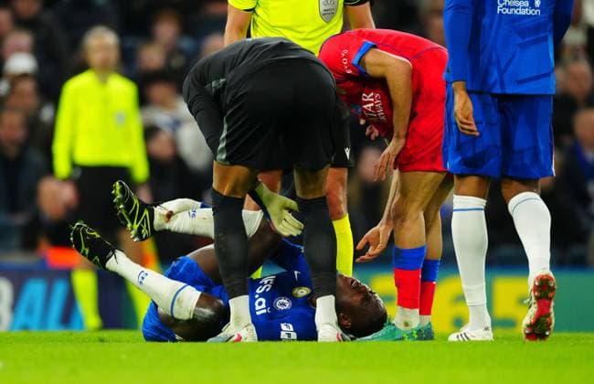 Trevoh Chalobah of Chelsea with an injury to his left leg Chelsea v Paris Saint-Germain, UEFA Champions League, Round of 16, Second Leg, Football, Stamford Bridge, London, UK - 17 Mar 2026London Stamford Bridge United Kingdom EDITORIAL USE ONLY No use with unauthorised audio, video, data, fixture lists, club league logos or live services. Online in-match use limited to 120 images, no video emulation. No use in betting, games or single club league player publications. Copyright: xJavierxGarcia Shutterstockx 16776377ac