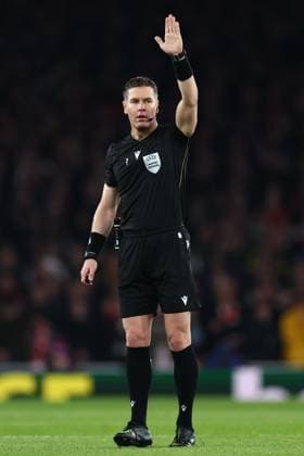 Match referee Danny Makkelie Arsenal v Bayer 04 Leverkusen, UEFA Champions League, Round of 16, Second Leg, Football, Emirates Stadium, London, UK - 17 Mar 2026London Emirates Stadium United Kingdom EDITORIAL USE ONLY No use with unauthorised audio, video, data, fixture lists, club league logos or live services. Online in-match use limited to 120 images, no video emulation. No use in betting, games or single club league player publications. Copyright: xSimonxDael Shutterstockx 16776376dg