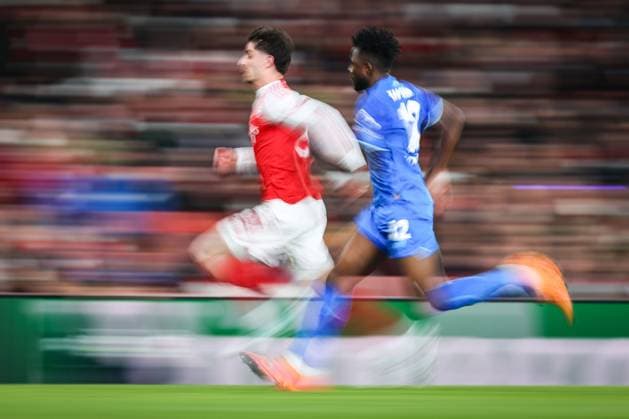 Kai Havertz of Arsenal chased by Edmond Tapsoba of Bayer Leverkusen Arsenal v Bayer 04 Leverkusen, UEFA Champions League, Round of 16, Second Leg, Football, Emirates Stadium, London, UK - 17 Mar 2026London Emirates Stadium United Kingdom EDITORIAL USE ONLY No use with unauthorised audio, video, data, fixture lists, club league logos or live services. Online in-match use limited to 120 images, no video emulation. No use in betting, games or single club league player publications. Copyright: xSimonxDael Shutterstockx 16776376dy