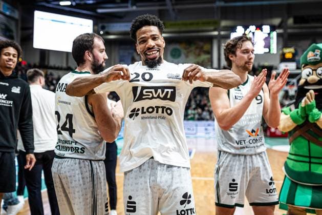 Urald King (Gladiators Trier) jubelt, Vet Concept Gladiators Trier vs Veolia Towers Hamburg, Basketball, easyCredit BBL, 25. Spieltag, Saison 2025 2026, 18.03.2026 Vet Concept Gladiators Trier vs Veolia Towers Hamburg, Basketball, easyCredit BBL, 25. Spieltag, Saison 2025 2026, 18.03.2026 Copyright: xEibner-Pressefoto AlexanderxNeisx EP_ANS