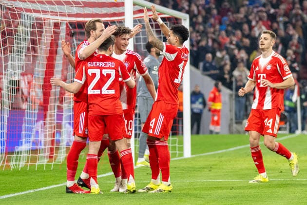 Harry Kane 9 (FC Bayern Muenchen), Torjubel zum 1:0, Raphael Guerreiro 22 (FC Bayern Muenchen), Tom Bischof 20 (FC Bayern Muenchen), Luis Diaz 14 (FC Bayern Muenchen), Josip Stanisic 44 (FC Bayern Muenchen), FC Bayern Muenchen vs. Atalanta Bergamo, Fussball, UEFA Champions League, Achtelfinale Rueckspiel, 18.03.2026 DFB regulations prohibit any use of photographs as image sequences and or quasi-video Muenchen Bayern Deutschland