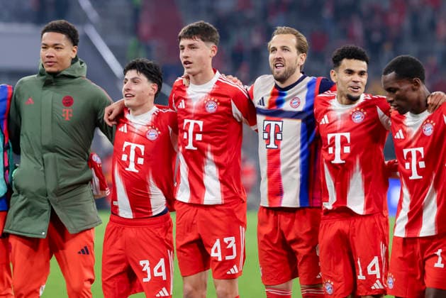 Torhueter Leonard Prescott (FC Bayern Muenchen), Deniz Ofli (FC Bayern Muenchen), Filip Pavic (FC Bayern Muenchen), Harry Kane (FC Bayern Muenchen), Luis Diaz (FC Bayern Muenchen) und Nicolas Jackson (FC Bayern Muenchen) jubeln, UEFA Champions League 2025 26 Round of 16 Second Leg, FC Bayern München v Atalanta BC, Football Arena Munich am 18. March 2026 in München, Deutschland. (Foto von Marco Steinbrenner DeFodi Images) Torhueter Leonard Prescott (FC Bayern Muenchen), Deniz Ofli (FC Bayern Muenchen), Filip Pavic (FC Bayern Muenchen), Harry Kane (FC Bayern Muenchen), Luis Diaz (FC Bayern Muenchen) und Nicolas Jackson (FC Bayern Muenchen) cheer, UEFA Champions League 2025 26 Round of 16 Second Leg, FC Bayern München v Atalanta BC, Football Arena Munich, March 18, 2026 in Munich, Germany. (Photo by Marco Steinbrenner DeFodi Images) -