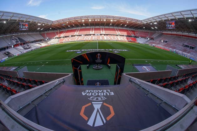 Stadionpanorama, Weitwinkel, Tribünen, Sitzplätze, Stehplätze, Wappen, Logo, Pokal , Deutschland, Fussball, UEFA Europa League, Achtelfinale, Rückspiel, 2025 2026, SC Freiburg vs. KRC Genk, 19.03.2026, Europa-Park Stadion, Freiburg, Deutschland Freiburg Europa-Park Stadion Baden-Württemberg Deutschland Copyright: xArnexAmbergx