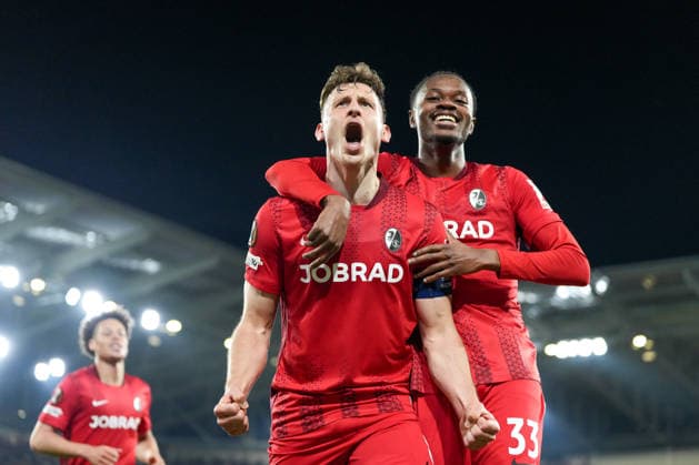 Maximilian Eggestein (SC Freiburg, 08), Jordy Makengo (SC Freiburg, 33), Torjubel, Emotionen, Torschuss, Abschluss, Torerfolg, Tor, Treffer , Deutschland, Fussball, UEFA Europa League, Achtelfinale, Rückspiel, 2025 2026, SC Freiburg vs. KRC Genk, 19.03.2026, Europa-Park Stadion, Freiburg, Deutschland Freiburg Europa-Park Stadion Baden-Württemberg Deutschland Copyright: xArnexAmbergx