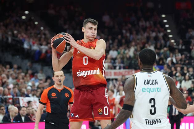Nenad Dimitrijevic (FC Bayern Basketball, 00) mit Dwayne Bacon (Dubai Basketball, 03), GER, FC Bayern Basketball vs. Dubai Basketball, Basketball, Euroleague, 32. Spieltag, Saison 2025 2026, 19.03.2026, GER, FC Bayern Basketball vs. Dubai Basketball, Basketball, Euroleague, 32. Spieltag, Saison 2025 2026, 19.03.2026 Muenchen Copyright: xEibner-Pressefoto JennixMaulx EP_JML
