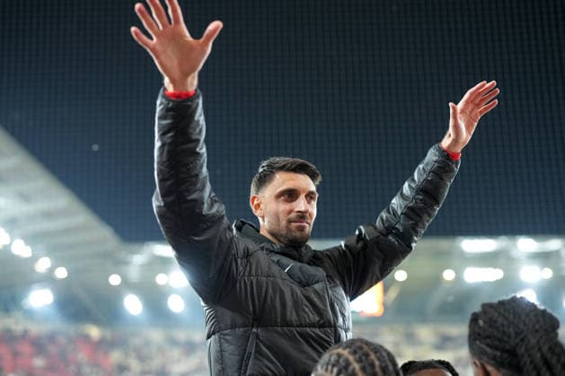 Vincenzo Grifo (SC Freiburg, 32), Feiert mit den Fans in der Kurve , Deutschland, Fussball, UEFA Europa League, Achtelfinale, Rückspiel, 2025 2026, SC Freiburg vs. KRC Genk, 19.03.2026, Europa-Park Stadion, Freiburg, Deutschland Freiburg Europa-Park Stadion Baden-Württemberg Deutschland Copyright: xArnexAmbergx