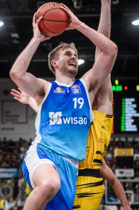 Till Pape (Frankfurt Skyliners, 19) GER, MHP Riesen Ludwigsburg vs. Skyliners Frankfurt, Basketball Bundesliga, easycredit BBL, 25. Spieltag, Spielzeit 2025 2026, 20.03.2026 GER, MHP Riesen Ludwigsburg vs. Skyliners Frankfurt, Basketball Bundesliga, easycredit BBL, 25. Spieltag, Spielzeit 2025 2026, 20.03.2026 Ludwigsburg Copyright: xSandyxDinkelackerx EP_SDR