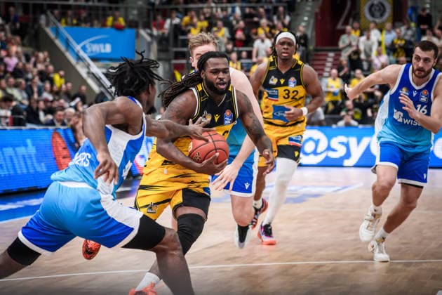 Traveon Buchanan (MHP RIESEN Ludwigsburg, 02) GER, MHP Riesen Ludwigsburg vs. Skyliners Frankfurt, Basketball Bundesliga, easycredit BBL, 25. Spieltag, Spielzeit 2025 2026, 20.03.2026 GER, MHP Riesen Ludwigsburg vs. Skyliners Frankfurt, Basketball Bundesliga, easycredit BBL, 25. Spieltag, Spielzeit 2025 2026, 20.03.2026 Ludwigsburg Copyright: xSandyxDinkelackerx EP_SDR