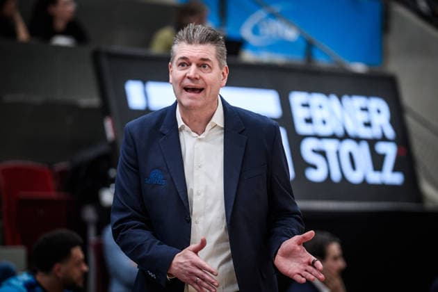 Klaus Perwas (Frankfurt Skyliners, Chef-Trainer) - sichtlich unzufrieden GER, MHP Riesen Ludwigsburg vs. Skyliners Frankfurt, Basketball Bundesliga, easycredit BBL, 25. Spieltag, Spielzeit 2025 2026, 20.03.2026 GER, MHP Riesen Ludwigsburg vs. Skyliners Frankfurt, Basketball Bundesliga, easycredit BBL, 25. Spieltag, Spielzeit 2025 2026, 20.03.2026 Ludwigsburg Copyright: xSandyxDinkelackerx EP_SDR