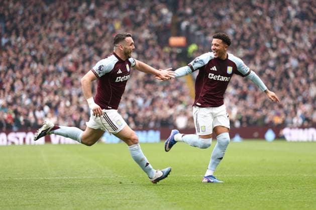 John McGinn of Aston Villa scores a goal and celebrates 1-0. Aston Villa v West Ham United, Premier League, Football, Villa Park, Birmingham, UK - 22 Mar 2026Birmingham Villa Park United Kingdom EDITORIAL USE ONLY No use with unauthorised audio, video, data, fixture lists, club league logos or live services. Online in-match use limited to 120 images, no video emulation. No use in betting, games or single club league player publications. Copyright: xRyanxBrowne Shutterstockx 16783328be