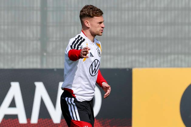Joshua Kimmich (Germany) gestikuliert, , Training der deutschen Fussball Nationalmannschaft, Home Ground am 24. March 2026 in Herzogenaurach, Deutschland. (Foto von Marco Steinbrenner DeFodi Images) Joshua Kimmich (Germany) gestures, , Training der deutschen Fussball Nationalmannschaft, Home Ground, March 24, 2026 in Herzogenaurach, Germany. (Photo by Marco Steinbrenner DeFodi Images) -