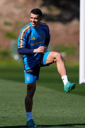 March 24, 2026, Las Rozas, Madrid, Spain: Pedro Porro during the training session of Spain Team ahead of the International Friendly, Länderspiel, Nationalmannschaft match against Serbia at Ciudad del Futbol on March 24, 2026, in Las Rozas, Madrid, Spain. Training Session Of Spain Team - International Friendly - ZUMAa181 20260324_zaa_a181_030 Copyright: xDennisxAgyemanx