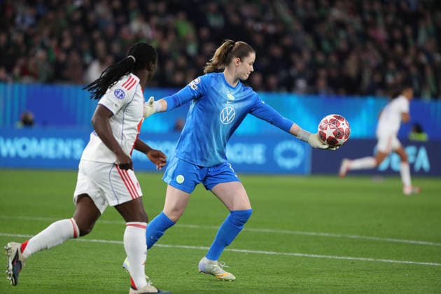 VfL vs. Lyon, CL Frauen, Wolfsburg, 24.03.2026, Fußball, Frauen, VfL Wolfsburg vs. Olympique Lyon, Champions League, Viertelfinale, Saison 2025 2026, Torfrau Stina Johannes (VfL Wolfsburg) AOK Stadion Niedersachsen Deutschland
