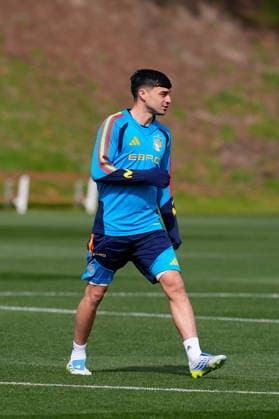 March 26, 2026, Las Rozas, Madrid, Spain: Pedri Gonzalez during the training session of Spain Team ahead of the International Friendly, Länderspiel, Nationalmannschaft match against Serbia at Ciudad del Futbol on March 26, 2026, in Las Rozas, Madrid, Spain. Las Rozas Spain - ZUMAa181 20260326_zaa_a181_007 Copyright: xDennisxAgyemanx