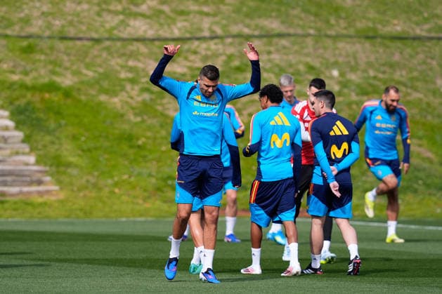 March 26, 2026, Las Rozas, Madrid, Spain: Rodri during the training session of Spain Team ahead of the International Friendly, Länderspiel, Nationalmannschaft match against Serbia at Ciudad del Futbol on March 26, 2026, in Las Rozas, Madrid, Spain. Training Session Of Spain Team - International Friendly - ZUMAa181 20260326_zaa_a181_001 Copyright: xDennisxAgyemanx