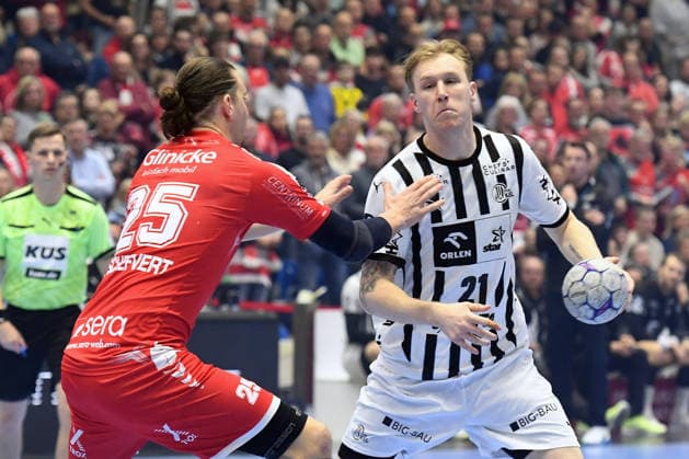 Eric Johansson (THW Kiel 21) (am Ball), Olle Forsell Schefvert (MT Melsungen 25) , GER, MT Melsungen - THW Kiel, Handball, 1. Bundesliga, 26. Spieltag, Saison 2025 2026, 27.03.2026, GER, MT Melsungen - THW Kiel, Handball, 1. Bundesliga, 26. Spieltag, Saison 2025 2026, 27.03.2026 Kassel Copyright: xEibner-Pressefotox xRolandxSippex EP_RSL