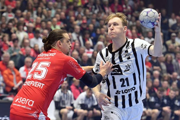 Eric Johansson (THW Kiel 21) (am Ball), Olle Forsell Schefvert (MT Melsungen 25) , GER, MT Melsungen - THW Kiel, Handball, 1. Bundesliga, 26. Spieltag, Saison 2025 2026, 27.03.2026, GER, MT Melsungen - THW Kiel, Handball, 1. Bundesliga, 26. Spieltag, Saison 2025 2026, 27.03.2026 Kassel Copyright: xEibner-Pressefotox xRolandxSippex EP_RSL