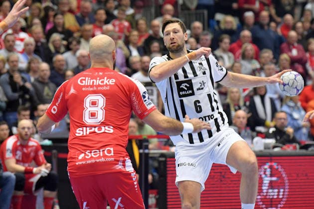 Harald Reinkind (THW Kiel 6) (am Ball), Adrian Sipos (MT Melsungen 8) , GER, MT Melsungen - THW Kiel, Handball, 1. Bundesliga, 26. Spieltag, Saison 2025 2026, 27.03.2026, GER, MT Melsungen - THW Kiel, Handball, 1. Bundesliga, 26. Spieltag, Saison 2025 2026, 27.03.2026 Kassel Copyright: xEibner-Pressefotox xRolandxSippex EP_RSL