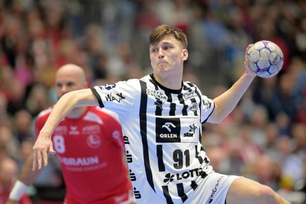Bence Imre (THW Kiel 91) beim Wurf; Adrian Sipos (MT Melsungen 8) (L) , GER, MT Melsungen - THW Kiel, Handball, 1. Bundesliga, 26. Spieltag, Saison 2025 2026, 27.03.2026, GER, MT Melsungen - THW Kiel, Handball, 1. Bundesliga, 26. Spieltag, Saison 2025 2026, 27.03.2026 Kassel Copyright: xEibner-Pressefotox xRolandxSippex EP_RSL