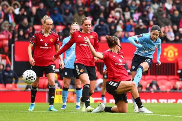 Yui Hasegawa of Manchester City shoots wide Manchester United, ManU Women v Manchester City Women, Barclays Women s Super League 2025-26, Football, Old Trafford, Manchester, UK - 28 Mar 2026Manchester Old Trafford United Kingdom EDITORIAL USE ONLY No use with unauthorised audio, video, data, fixture lists, club league logos or live services. Online in-match use limited to 120 images, no video emulation. No use in betting, games or single club league player publications. Copyright: xPaulxCurrie Shutterstockx 16788951ak