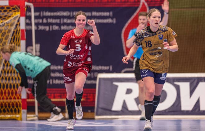 GER, Bensheim, HSG Bensheim Auerbach Flames vs Buxtehuder SV, Alsco Handball Bundesliga Frauen, Handball, DHB, Spielzeit 2025 2026, Weststadthalle Bensheim, 21. Spieltag im Bild: Amelie Berger (HSG Bensheim Auerbach Flames Frauen 3), Jubel, Freude und Emotionen nach dem Tor DFB DFL REGULATIONS PROHIBIT ANY USE OF PHOTOGRAPHS AS IMAGE SEQUENCES AND OR QUASI-VIDEO, 28.03.2026 Copyright: HMBxMedia HendrikxHamelau